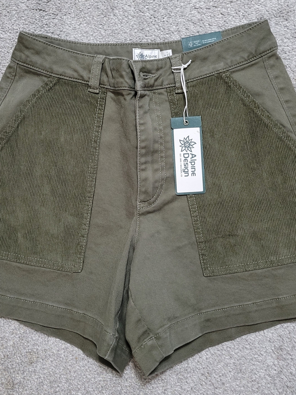 Alpine Design Womens Olive Utility Corduroy-Pocket Shorts